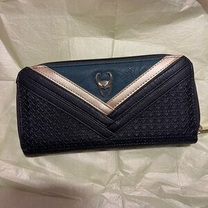 Loungefly loki wallet